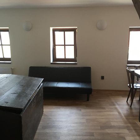 Restaurace U Kostela Hotel Marianske Radcice ภายนอก รูปภาพ